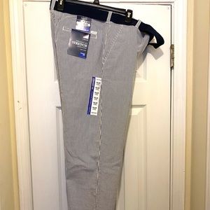 IZOD Stretch pants